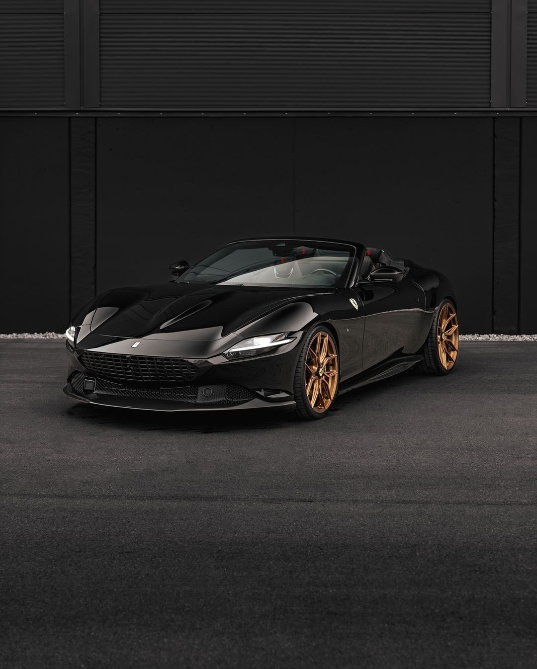 Novitec Tuning Makes Ferrari Roma Shine