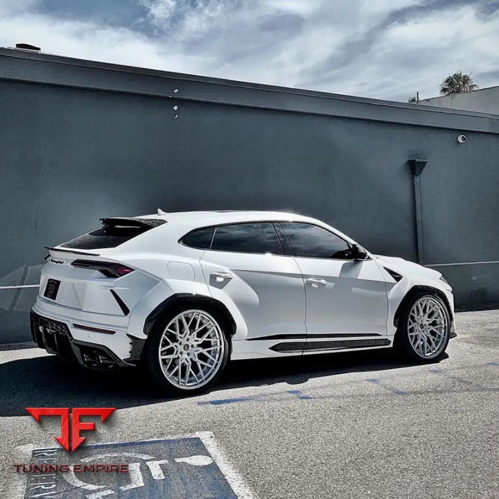 1016 LAMBORGHINI URUS CARBON PARTS + WIDE BODY KIT