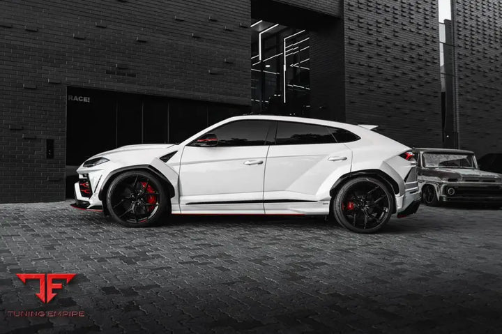 1016 LAMBORGHINI URUS CARBON PARTS