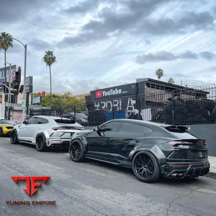 1016 LAMBORGHINI URUS CARBON PARTS + WIDE BODY KIT