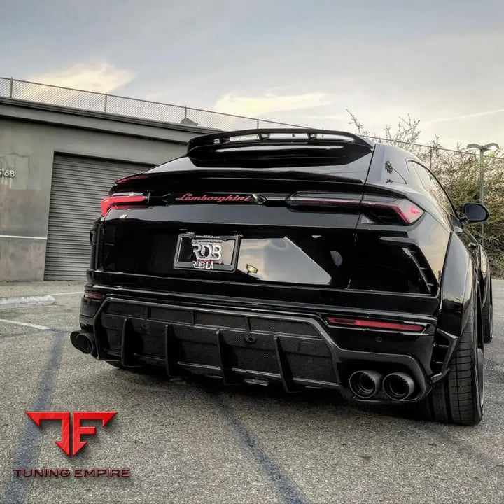 1016 LAMBORGHINI URUS CARBON PARTS + WIDE BODY KIT