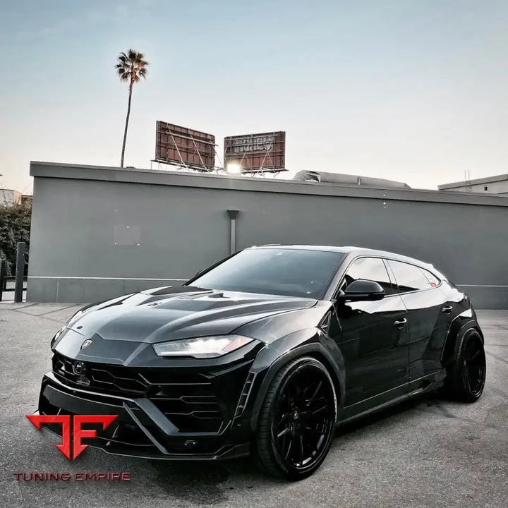1016 LAMBORGHINI URUS CARBON PARTS + WIDE BODY KIT