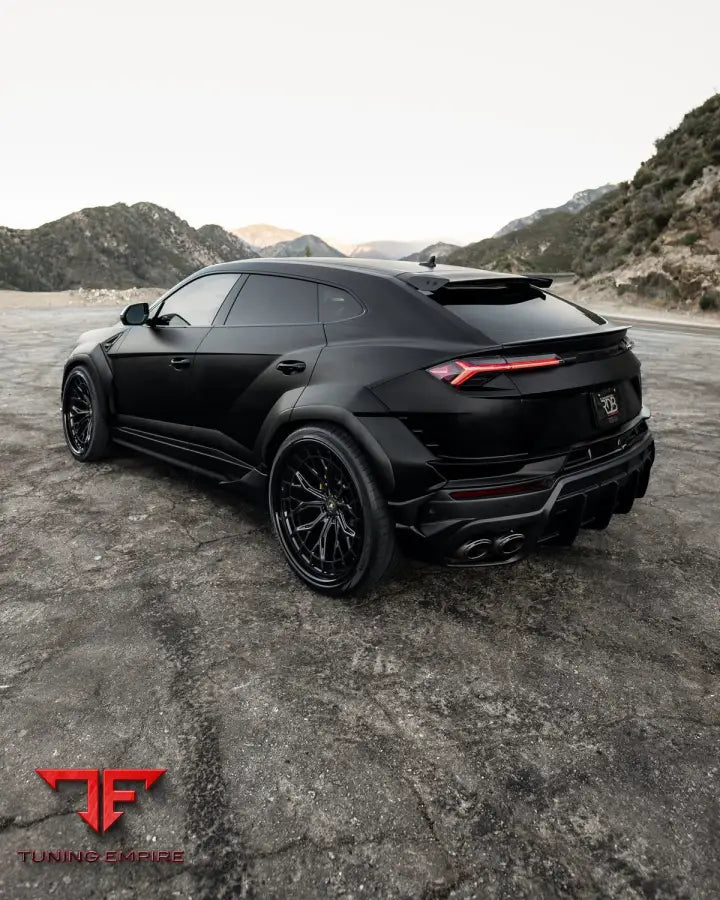 1016 LAMBORGHINI URUS PERFORMANTE CARBON PARTS + WIDE BODY KIT