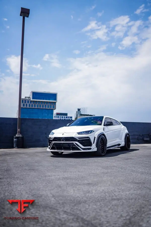 1016 LAMBORGHINI URUS S CARBON PARTS + WIDE BODY KIT