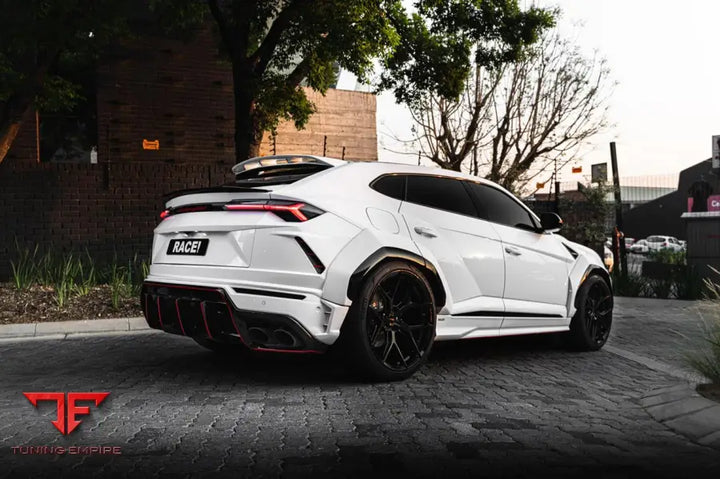 1016 LAMBORGHINI URUS S CARBON PARTS + WIDE BODY KIT