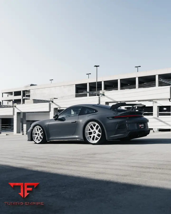 1016 PORSCHE GT3 992 CARBON PARTS