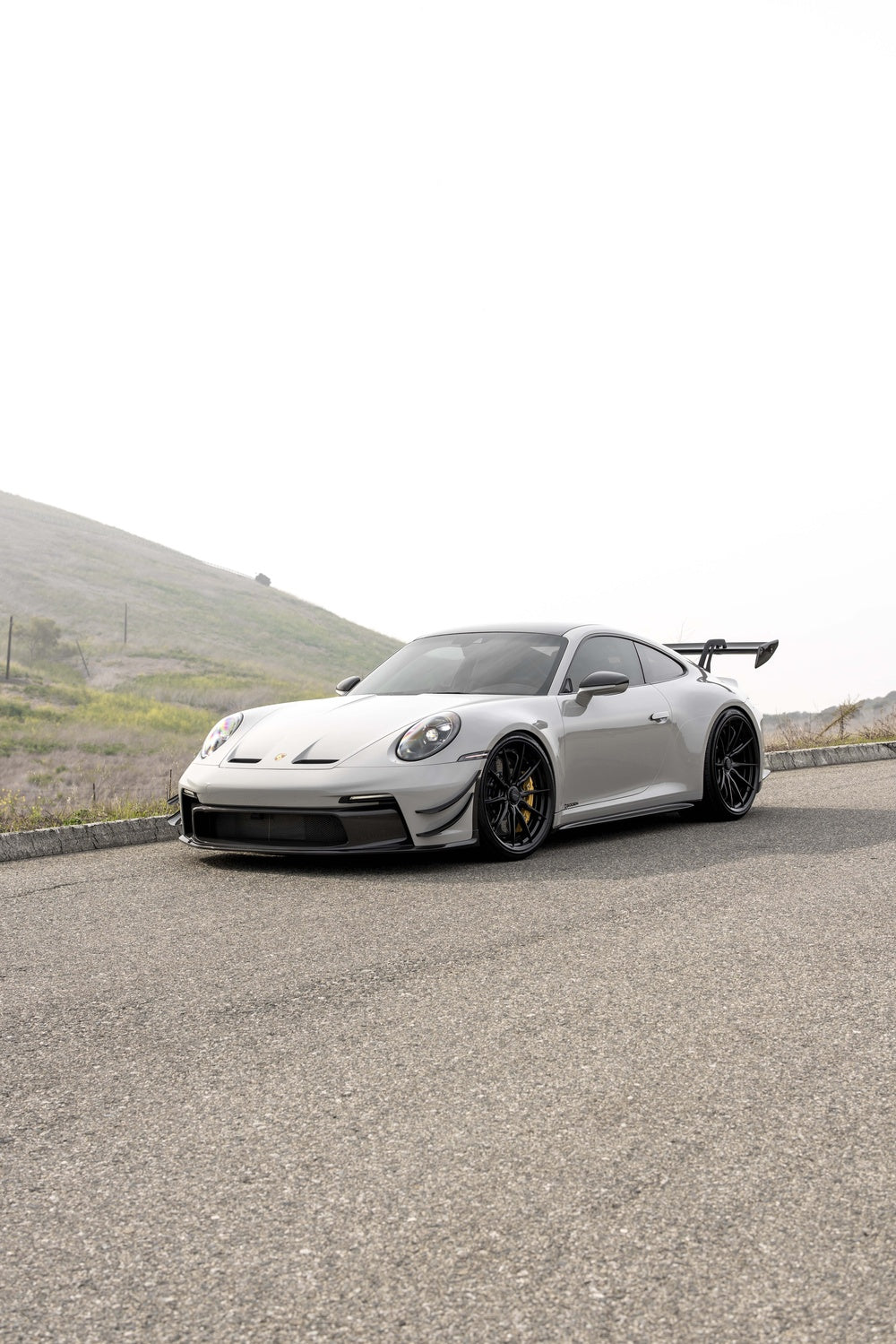 PORSCHE GT3 FORGED WHEELS AND EXHAUST SYSTEM