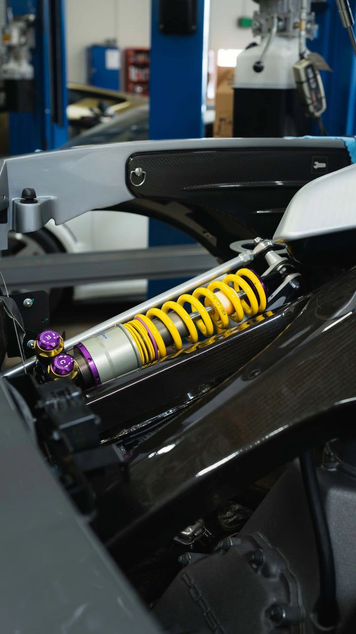 PORSCHE CARRERA GT FORGED WHEELS AND EXHAUST SYSTEM