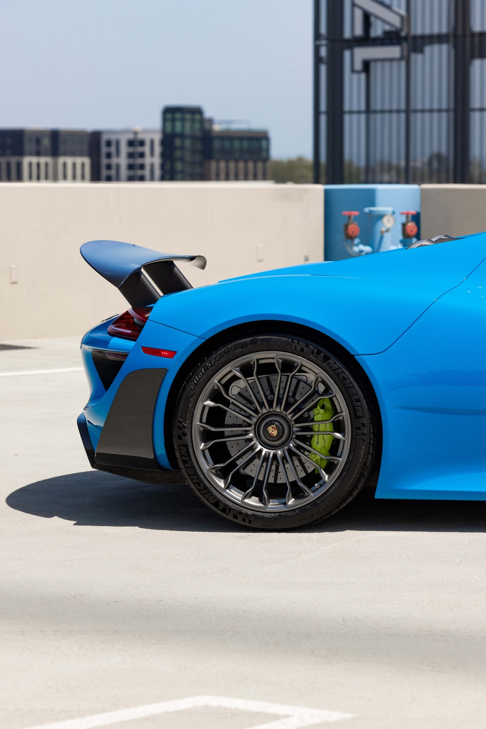 PORSCHE 918 FORGED WHEELS AND EXHAUST SYSTEM