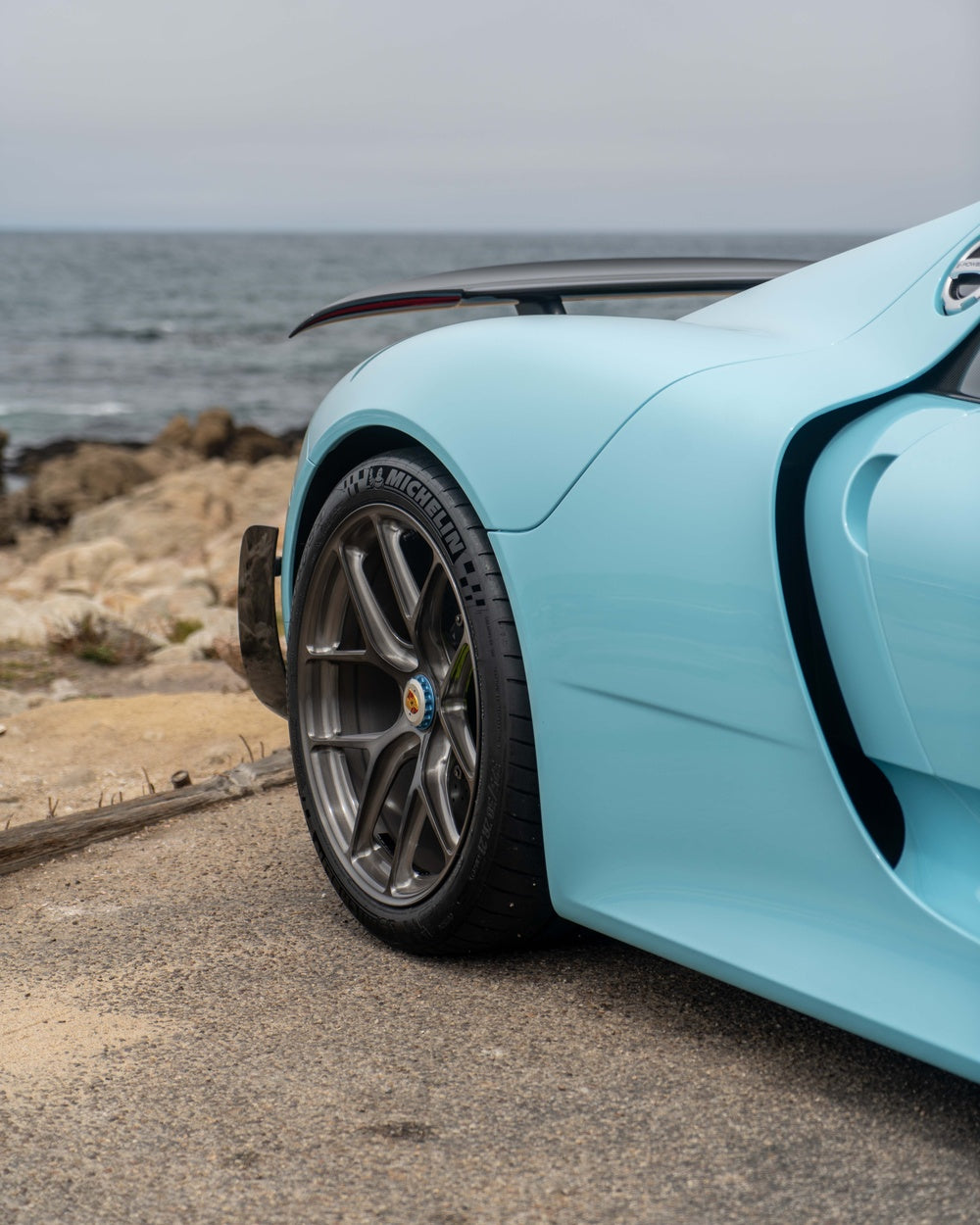 PORSCHE GT3 FORGED WHEELS AND EXHAUST SYSTEM