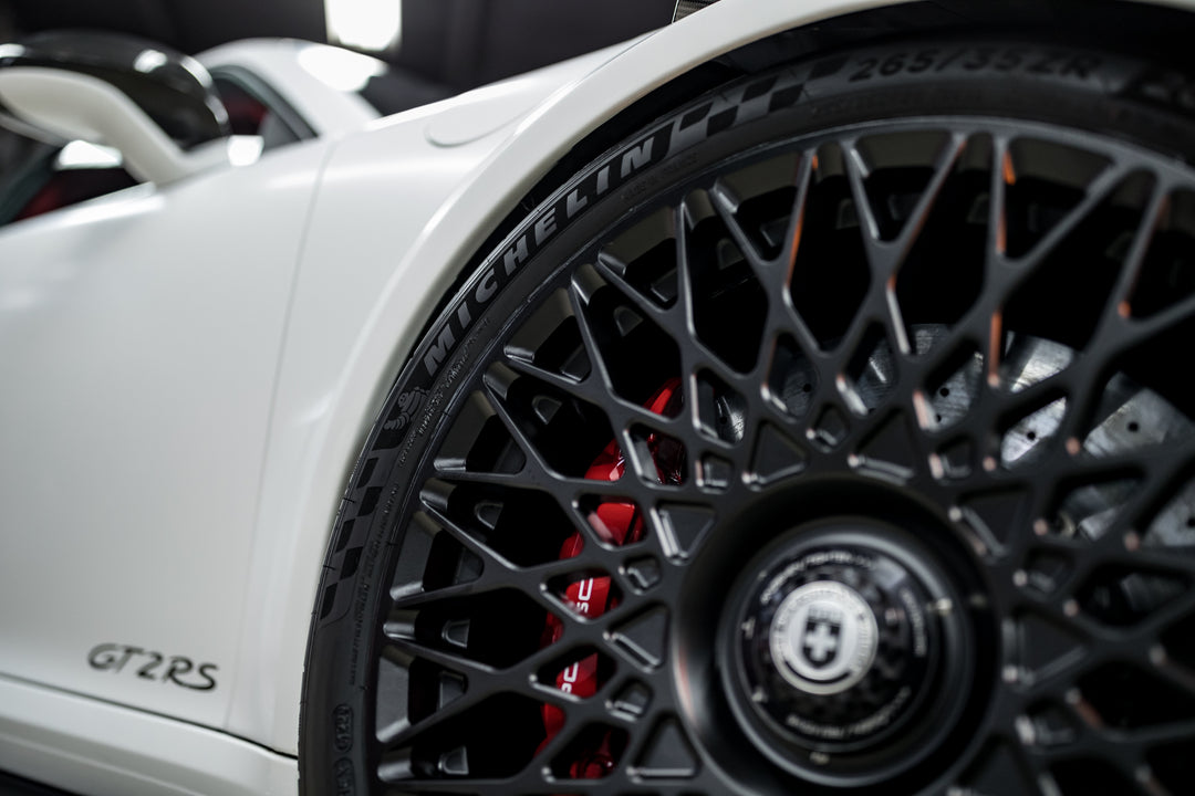 PORSCHE GT2RS FORGED WHEELS AND EXHAUST SYSTEM