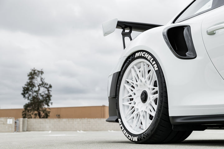 PORSCHE GT2RS FORGED WHEELS AND EXHAUST SYSTEM