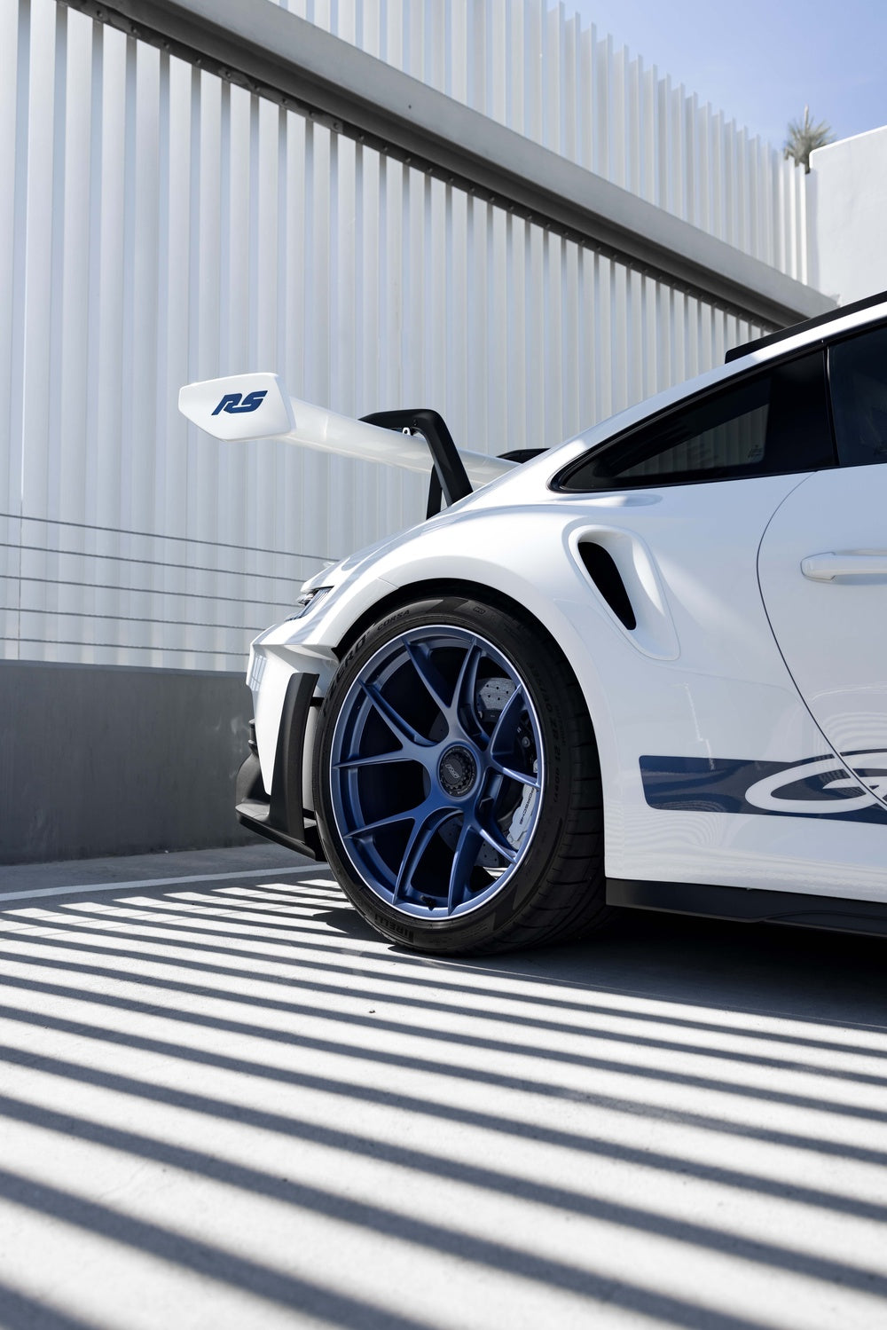 PORSCHE GT3RS FORGED WHEELS AND EXHAUST SYSTEM