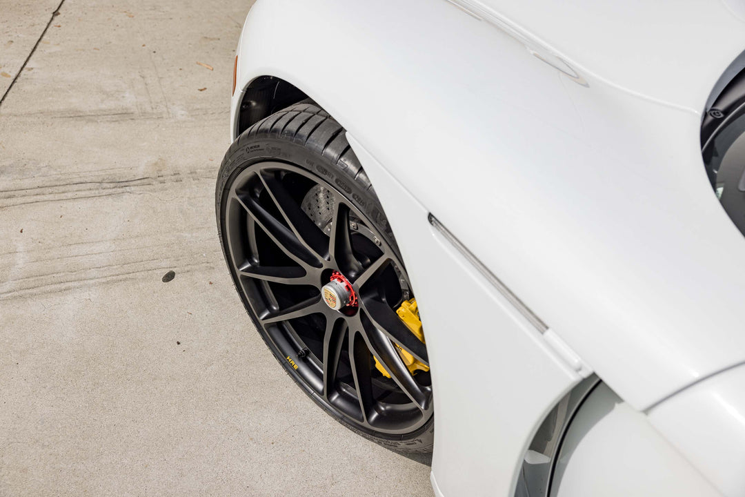 PORSCHE CARRERA GT FORGED WHEELS AND EXHAUST SYSTEM