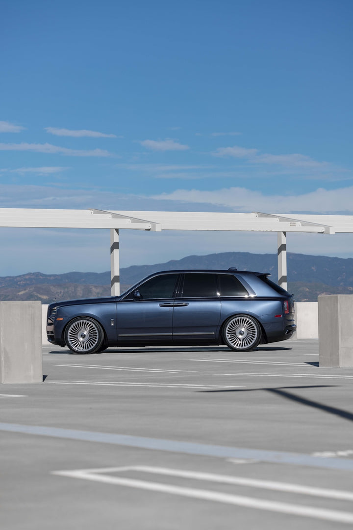 ROLLS ROYCE CULLINAN FORGED WHEELS AND EXHAUST SYSTEM