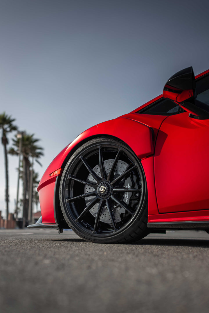 LAMBORGHINI HURACAN STO FORGED WHEELS AND EXHAUST SYSTEM