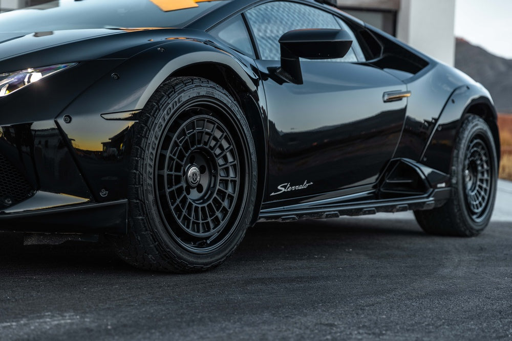 LAMBORGHINI HURACAN STERRATO FORGED WHEELS AND EXHAUST SYSTEM
