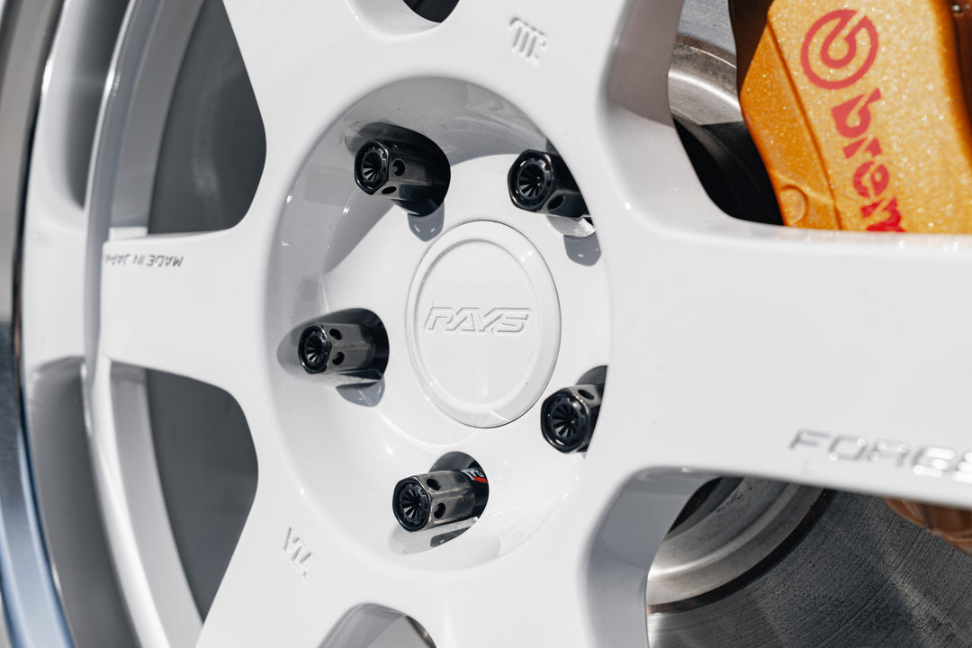 NISSAN GTR FORGED WHEELS AND EXHAUST SYSTEM