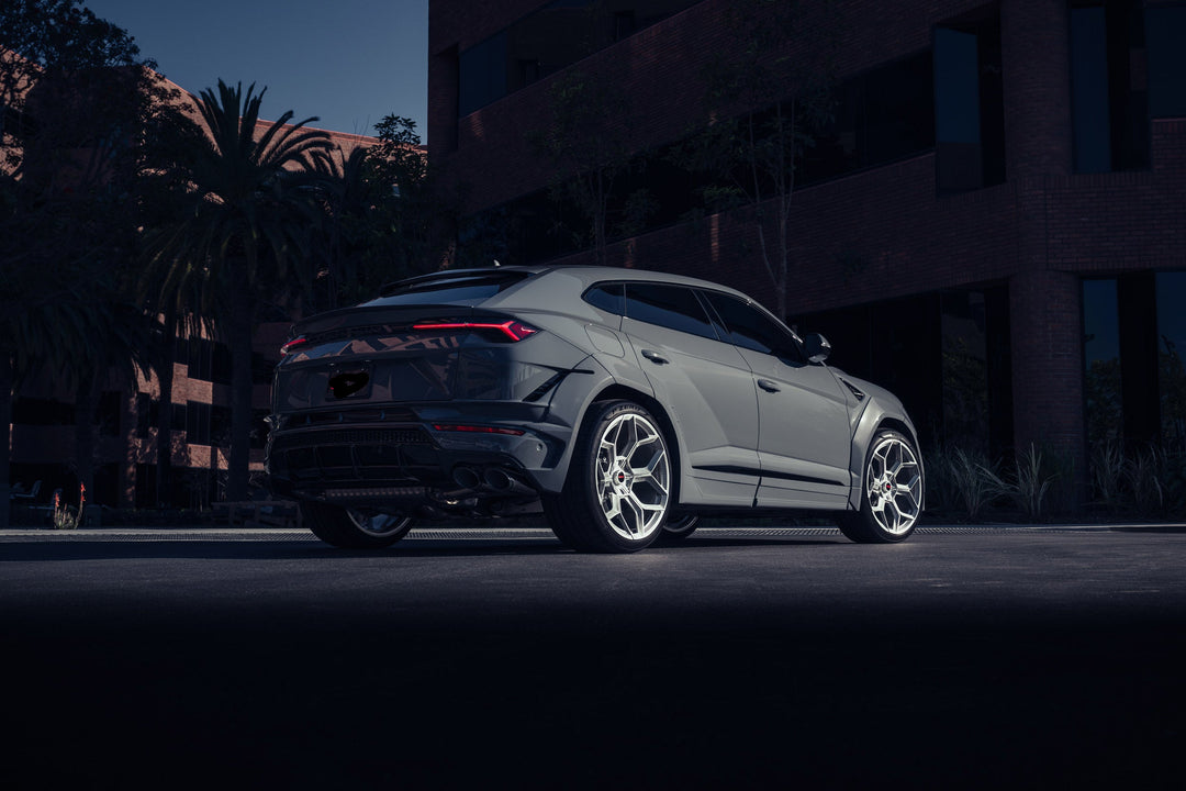 LAMBORGHINI URUS FORGED WHEELS AND EXHAUST SYSTEM