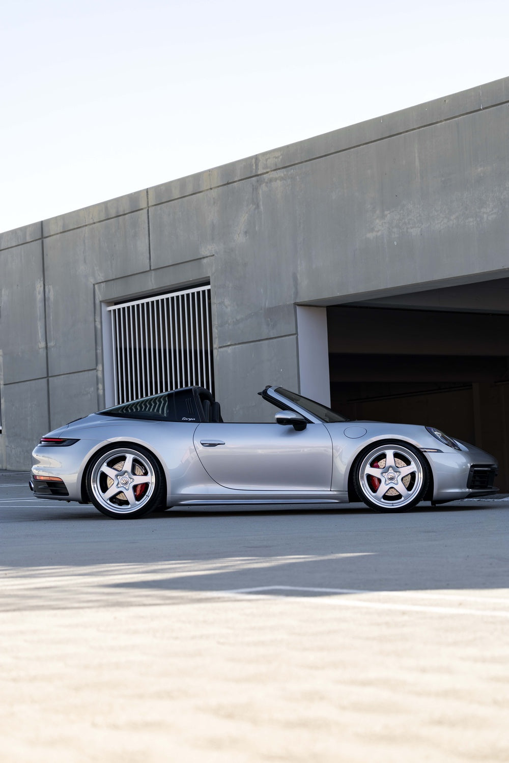 PORSCHE 911 FORGED WHEELS AND EXHAUST SYSTEM