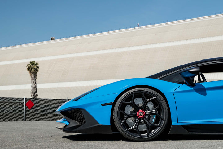 LAMBORGHINI AVENTADOR SV FORGED WHEELS AND EXHAUST SYSTEM