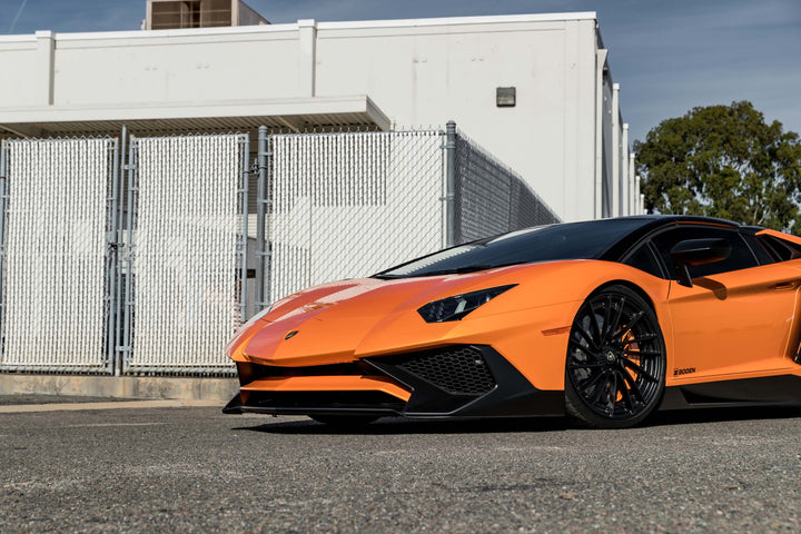 LAMBORGHINI AVENTADOR SV FORGED WHEELS AND EXHAUST SYSTEM