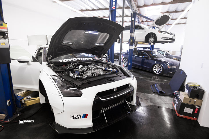 NISSAN GTR FORGED WHEELS AND EXHAUST SYSTEM