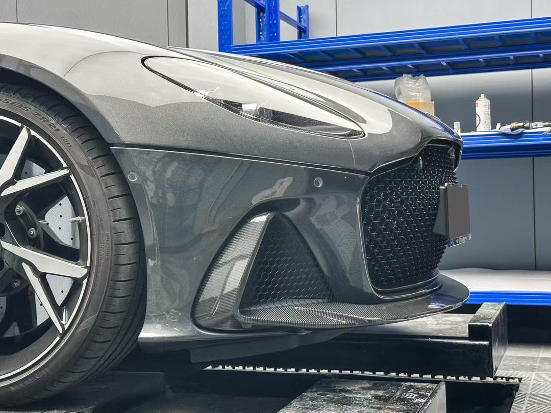 ASTON MARTIN DBS 770 CARBON KIT