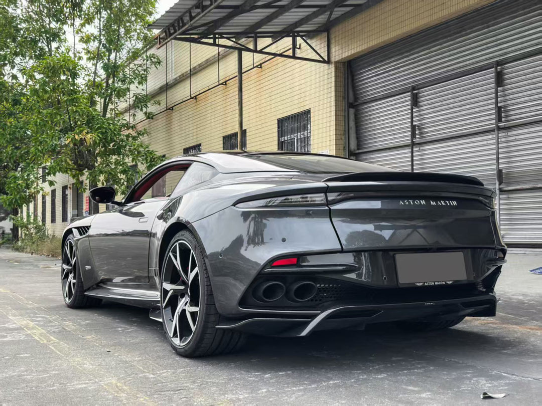 ASTON MARTIN DBS 770 CARBON KIT