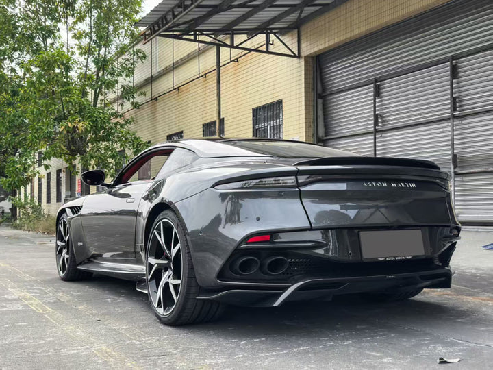 ASTON MARTIN DBS 770 CARBON KIT