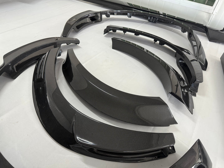 FERRARI PUROSANGUE CARBON FIBER BODY KIT