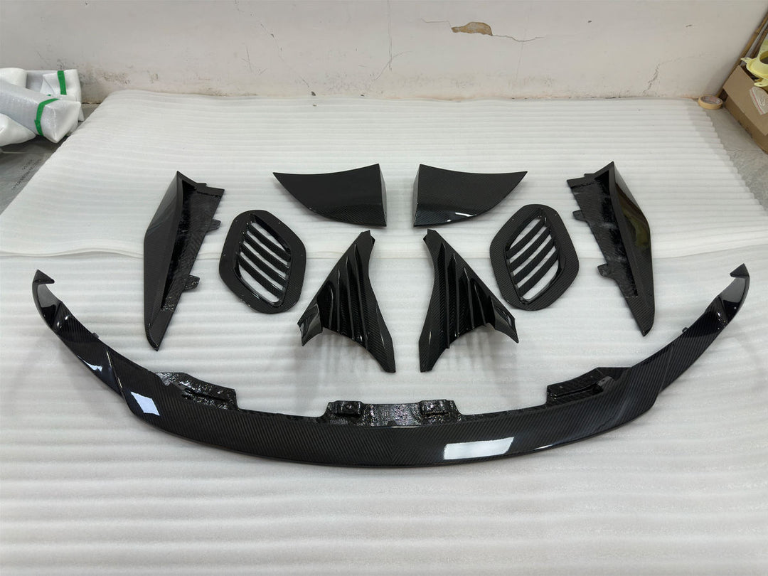 ASTON MARTIN DBS 770 CARBON KIT