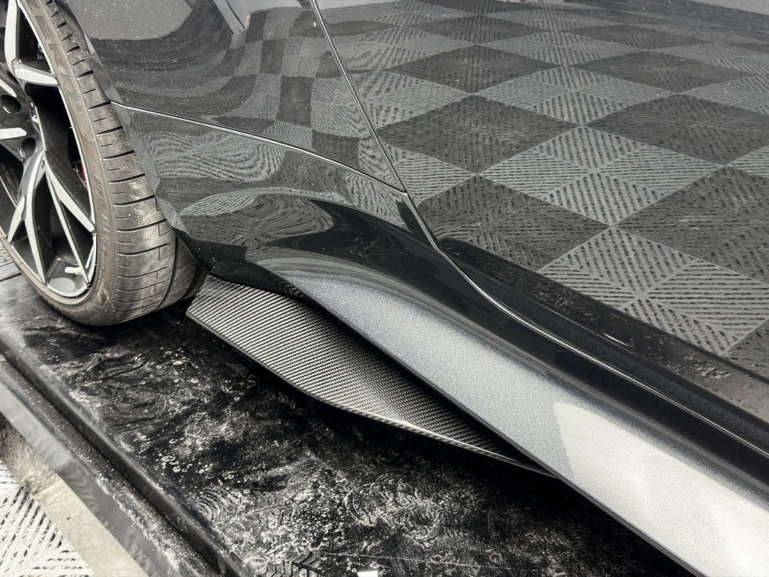 ASTON MARTIN DBS 770 CARBON KIT