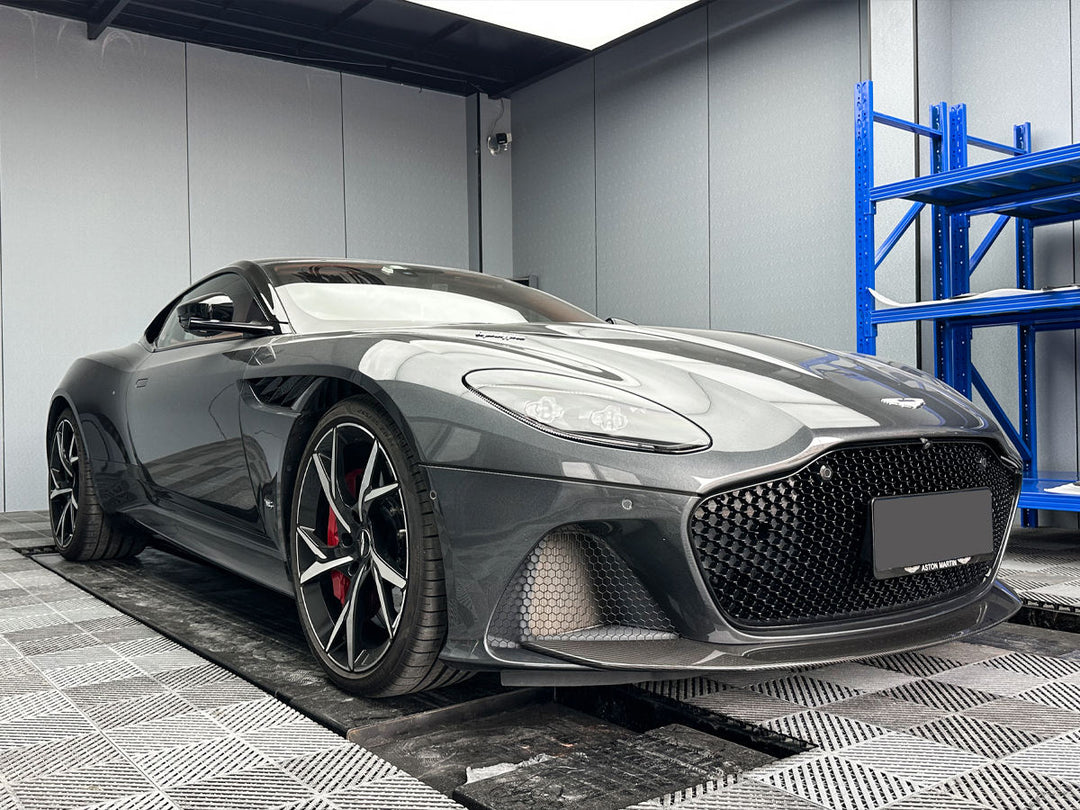 ASTON MARTIN DBS 770 CARBON KIT