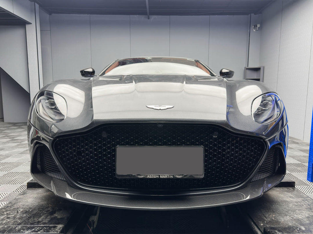 ASTON MARTIN DBS 770 CARBON KIT