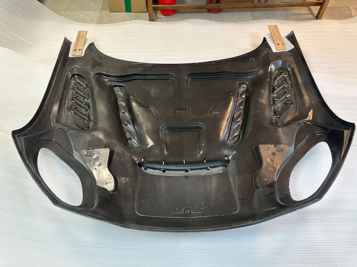 ASTON MARTIN DBS 770 CARBON KIT