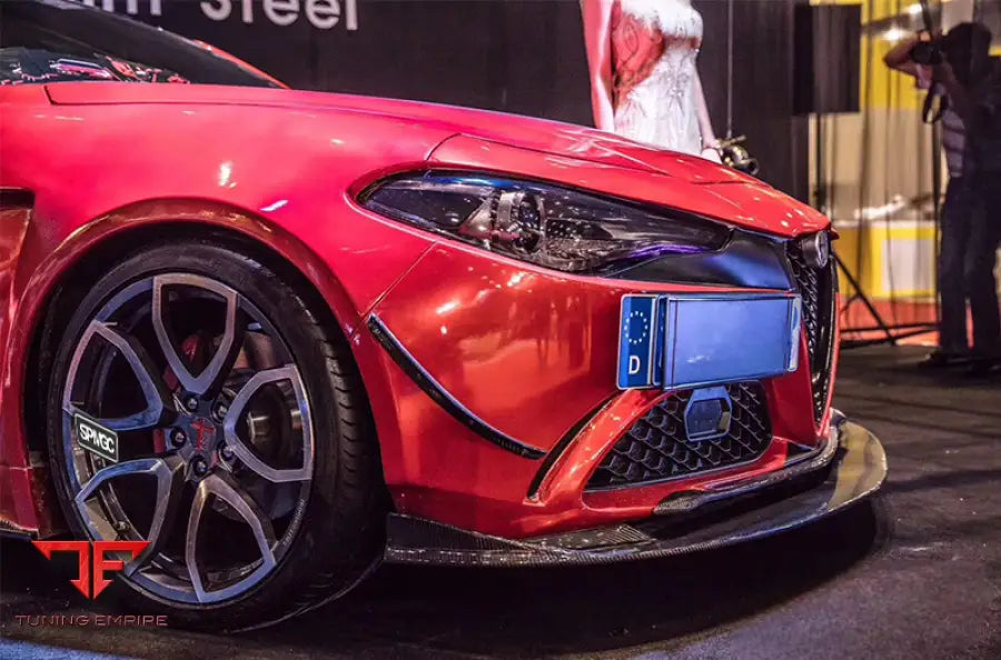 ALFA ROMEO GIULIA CARBON FIBER BODY KIT PARTS