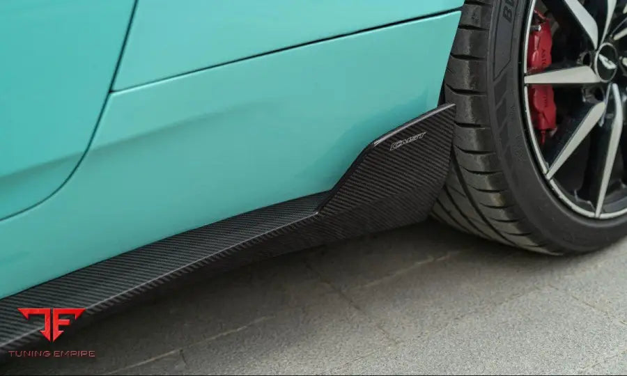 ASTON MARTIN DB11 CARBON FIBER PARTS