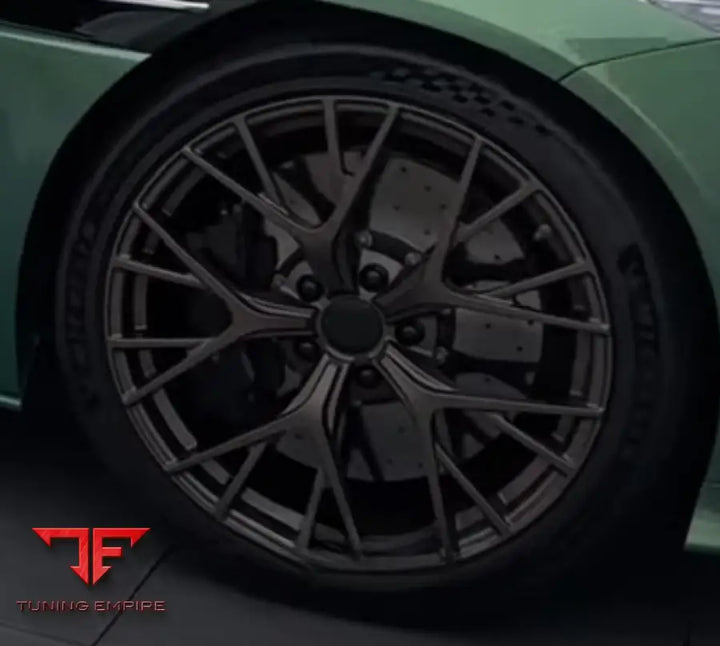ASTON MARTIN DB12 WHEELS