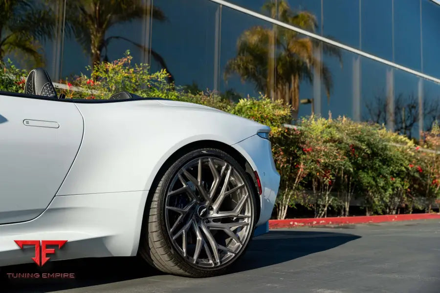 ASTON MARTIN DBS FORGED WHEELS AND EXHAUST SYSTEM