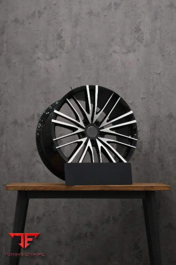 ASTON MARTIN DBS SUPERLEGGERA WHEELS