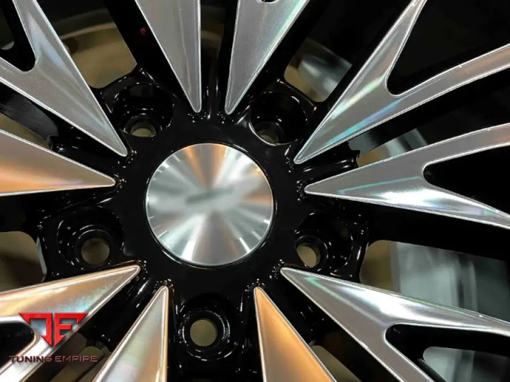 ASTON MARTIN DBS WHEELS