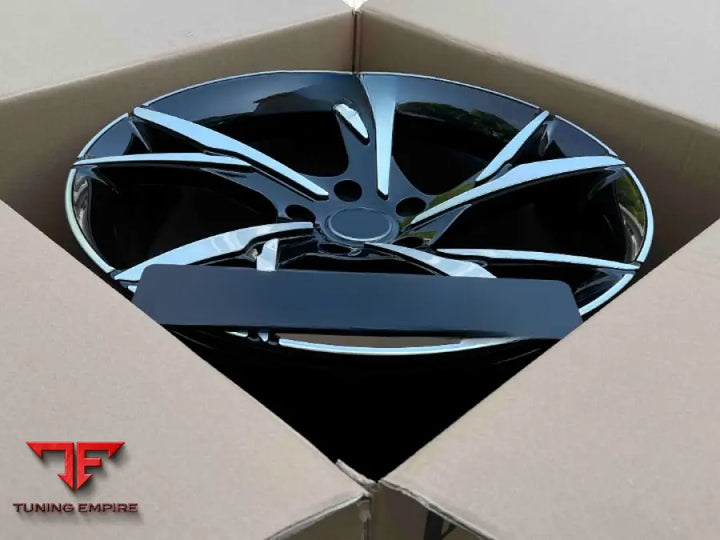 ASTON MARTIN DBS WHEELS