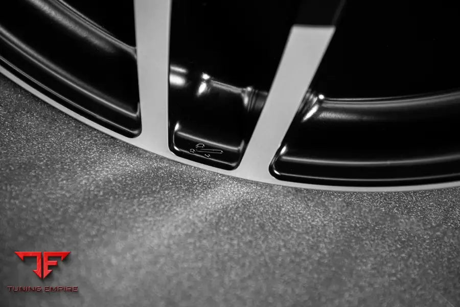 ASTON MARTIN RAPIDE KAHN ALLOY WHEELS