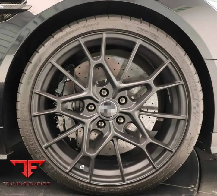 ASTON MARTIN RAPIDE V12 WHEELS