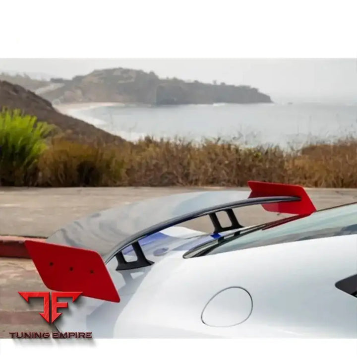 ASTON MARTIN VANTAGE CARBON REAR WING