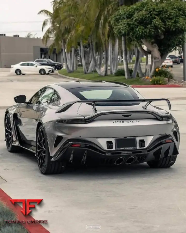 ASTON MARTIN VANTAGE DRY CARBON BODY KIT