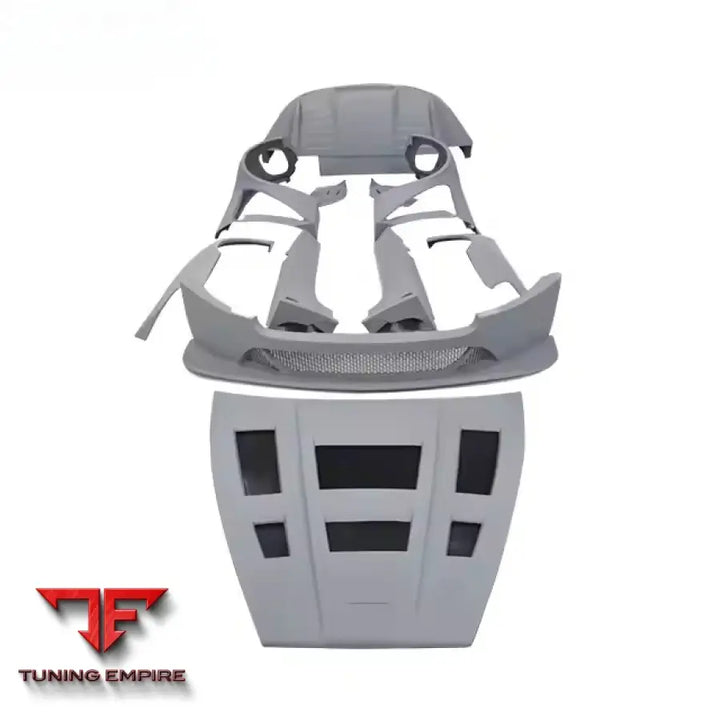 ASTON MARTIN DB9 CARBON FIBER BODY KIT