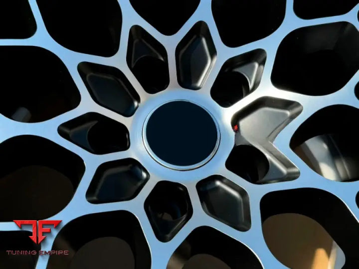 ASTON MARTIN VANTAGE WHEELS