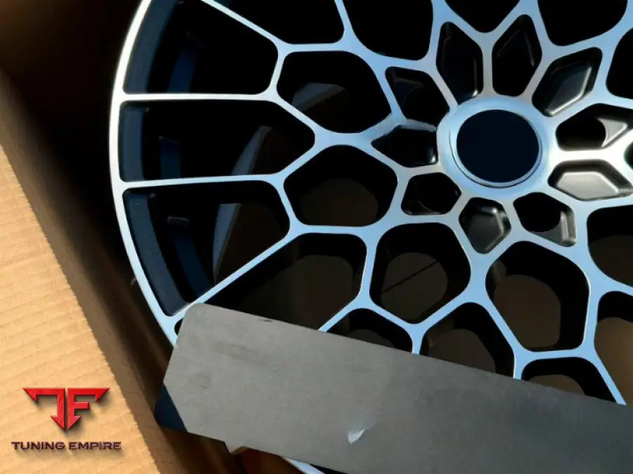 ASTON MARTIN VANTAGE WHEELS